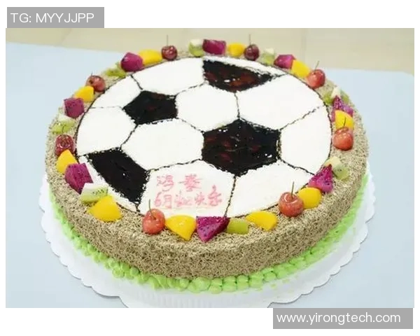 庆祝足球爱好者的特别日子足球主题生日蛋糕创意分享